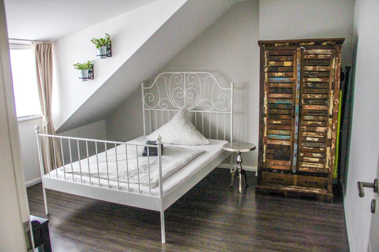 Exklusive 2 Zi. Dachgeschosswohnung In Top Lage! BRE 외부 사진